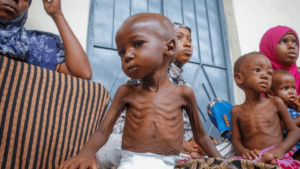 Children die as Somalia drought brings famine near