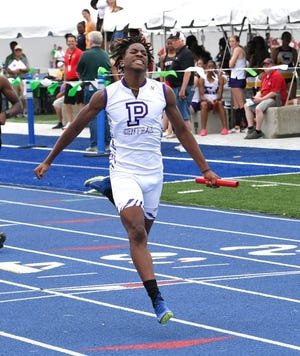 Lorenzo Brazzell anchored Pickerington's championship 800 relay.